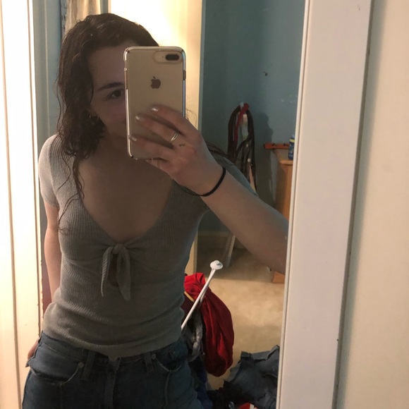 urban outfitters gray top - Picture 2 of 2